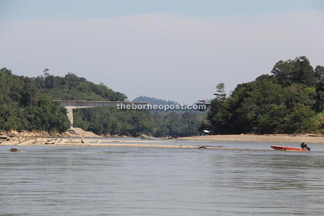 The Balleh Bridge under construction. 