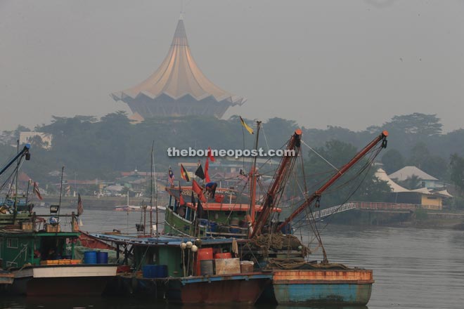 The hazy condition at Sarawak River yesterday.