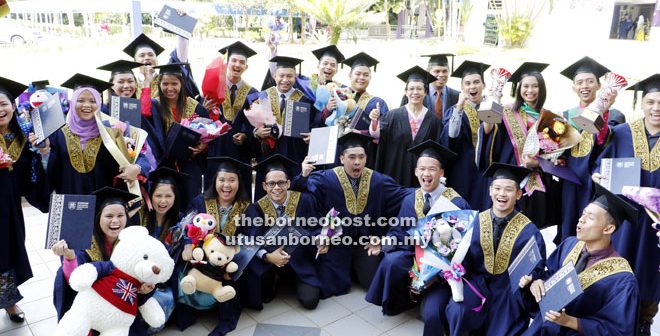 Graduan Terbaik Uitm Dedah Rahsia Kejayaan Borneo Post Online