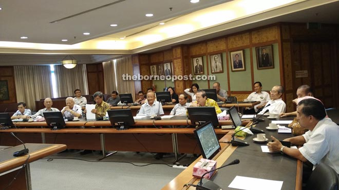 Local community leaders join the meeting with MBKS, chaired by Chan. 