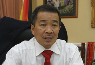 Datuk Mohd Naroden Majais