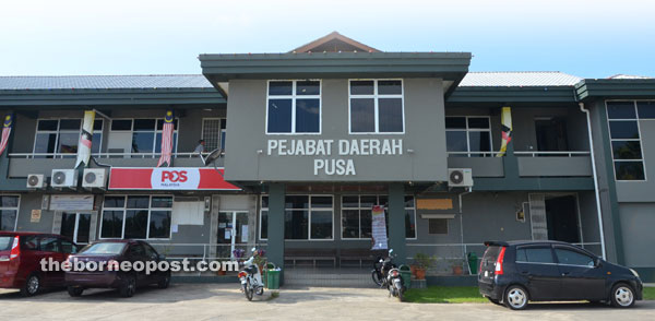 Photo shows the Pusa District Office.