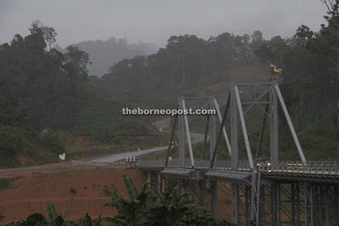 The Bukit Yong Bridge along the Kapit-Song-Kanowit-Sibu Road is a vital link which will connect the whole of Kapit to the rest of the state in the near future.