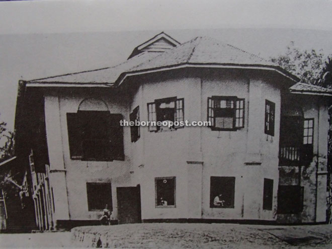 Nowadays, the site where Kuching Central Prison used to be looks nowhere near as that depicted on this very old, black-and-white-photo.  