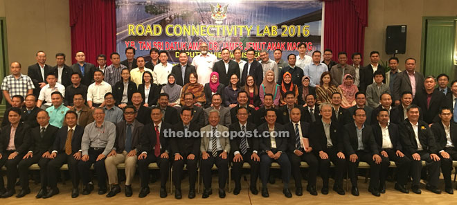 Masing (seated eighth left) in a group photo with the Road Connectivity Lab 2016 participants yesterday.