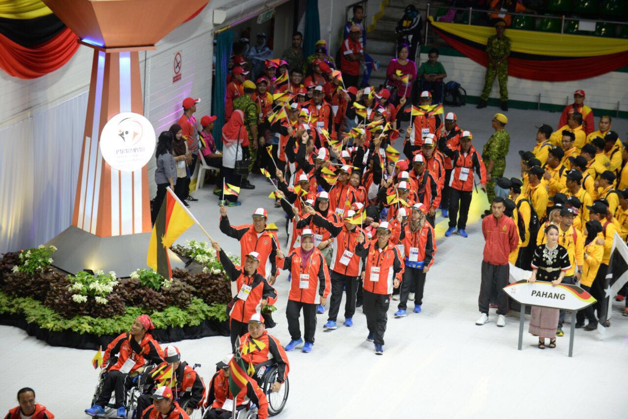 The Sarawak team during the march of the contingents.