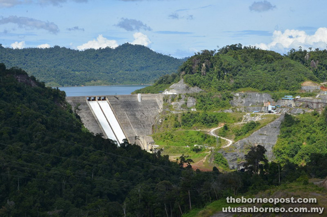  A beautiful view of the Murum HEP Dam from Batu Tungun platform. 