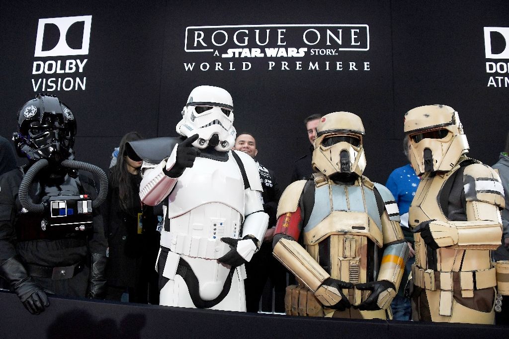 Rogue One rockets to top of box office in North America