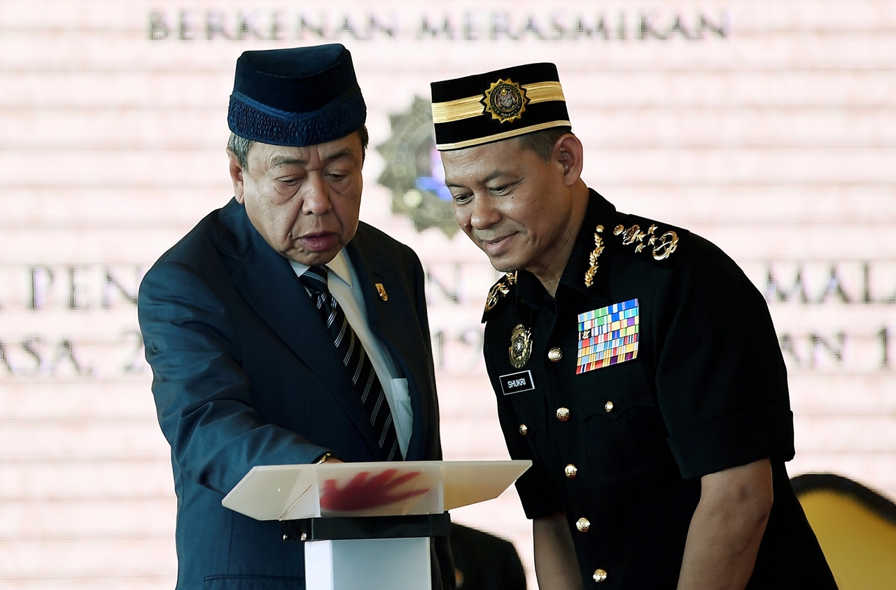 Selangor Sultan Wants Macc To Remain Independent Function Without Fear Or Favour Borneo Post Online