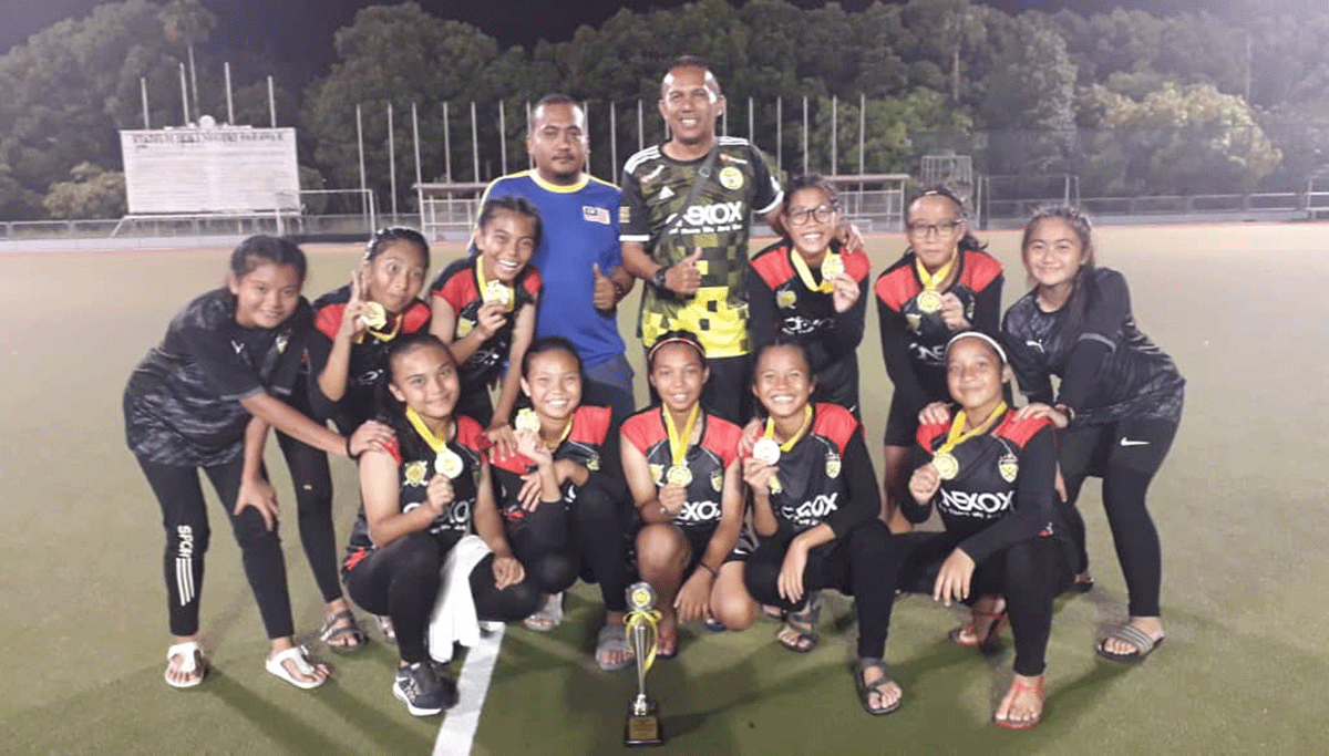 SMK St Columba wins SHA Girls U16 title | Borneo Post Online