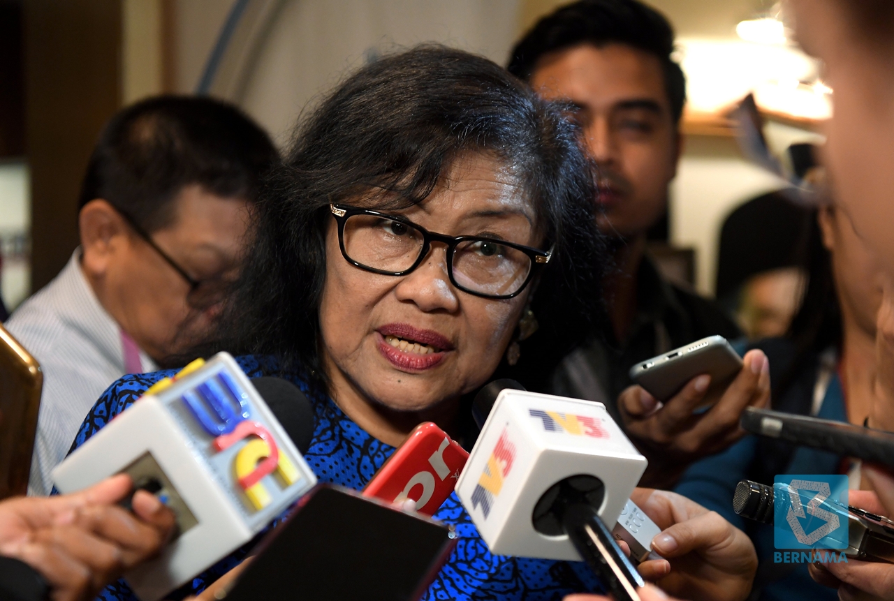 Khat should be elective subject - Rafidah | Borneo Post Online