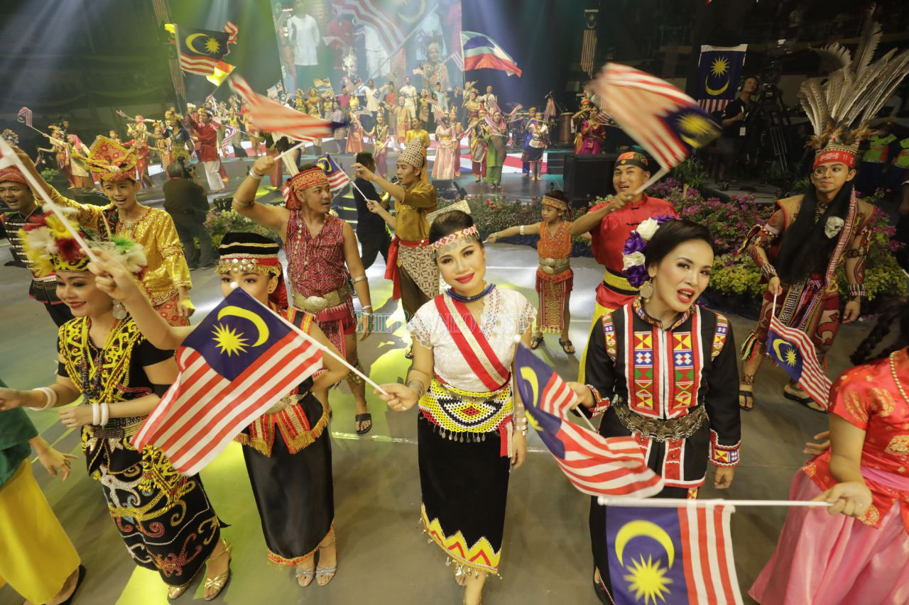 PM praises ‘perfect’ Malaysia Day celebration Borneo Post Online