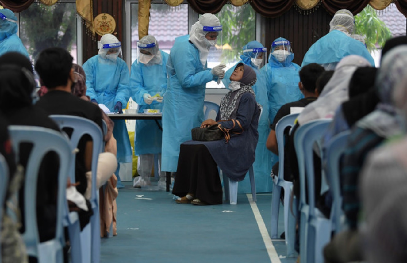La Malaisie voit une légère augmentation des cas quotidiens de Covid-19, avec 2 842 nouvelles infections