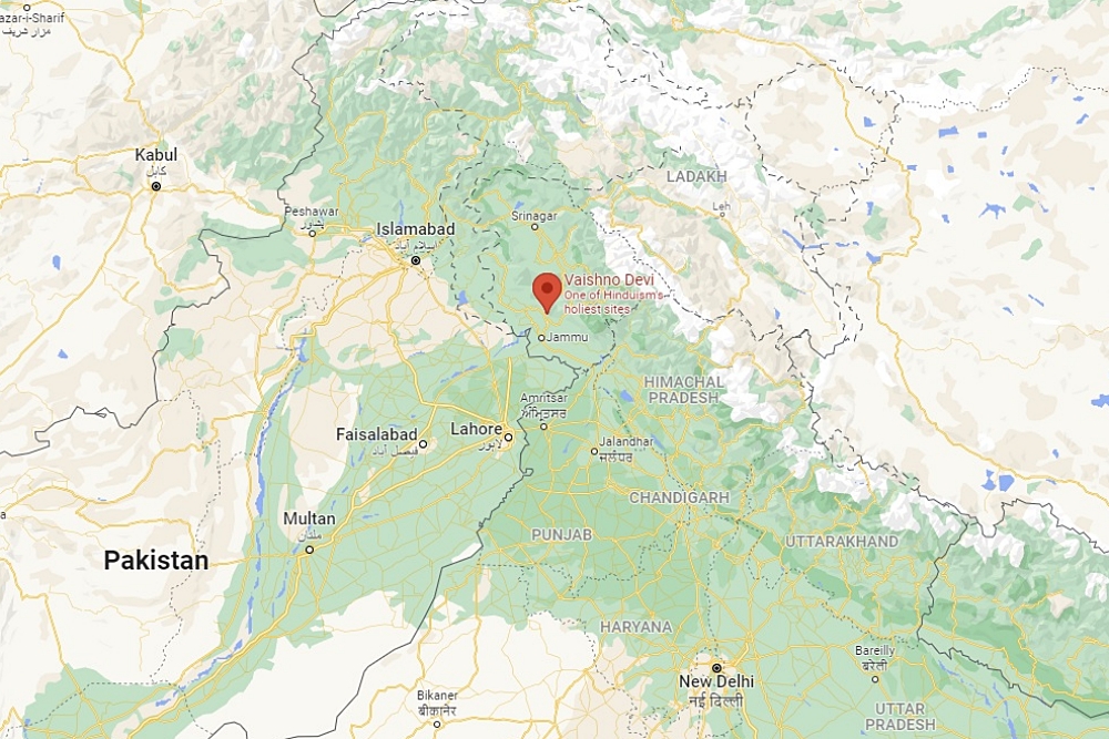 Terinjak-injak di kuil agama India tewaskan 12 orang