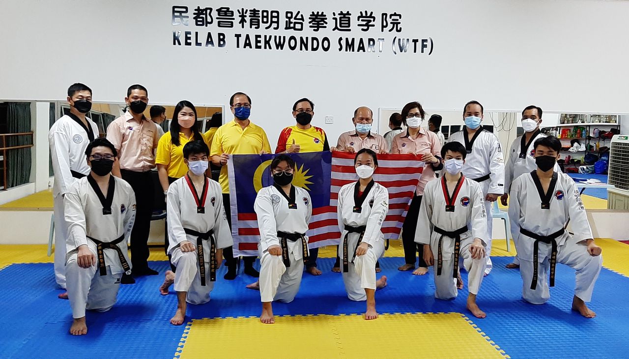 7 eksponen taekwondo muda Bintulu untuk mewakili Malaysia di turnamen di Vietnam