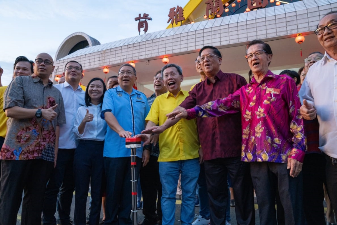 CNY 2024 market at Kenyalang Park opens to festive fanfare